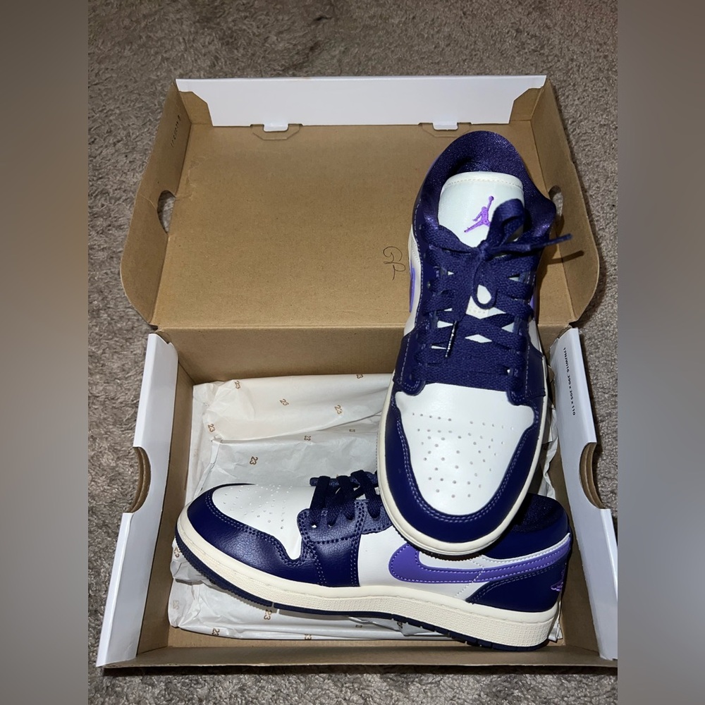 Nike Air Jordan 1